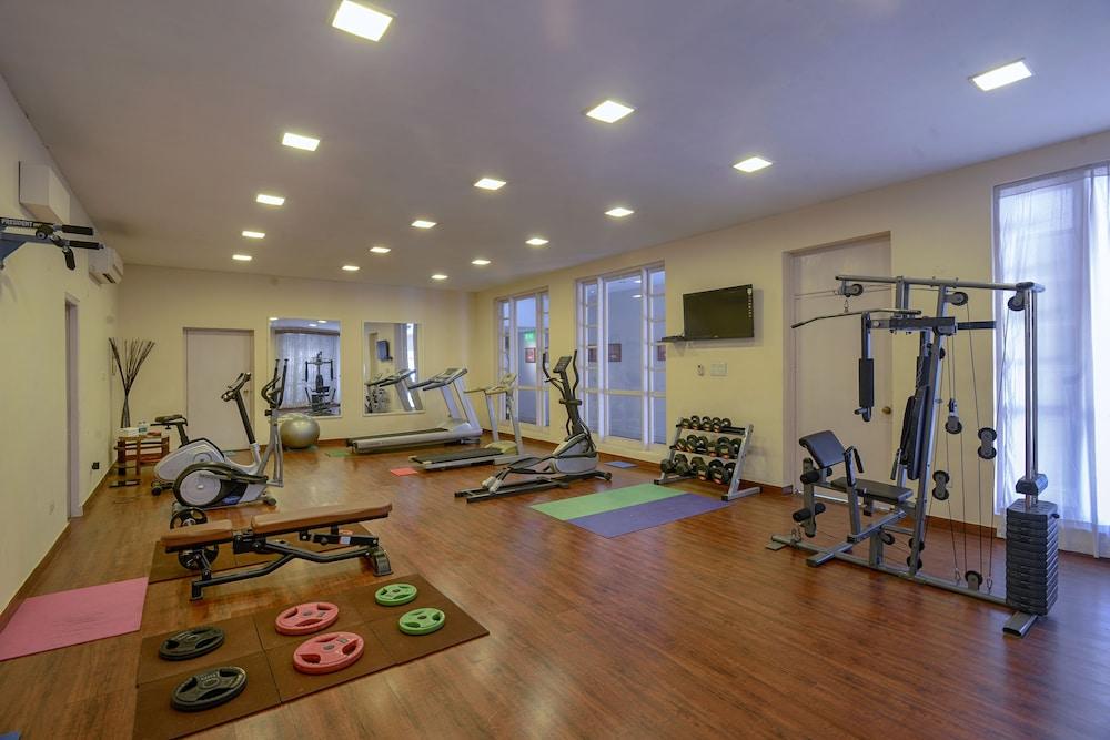 Hotel Clarks Varanasi Limited Екстериор снимка